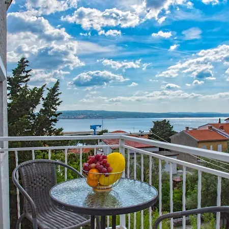 29894 - Lucica * Crikvenica
