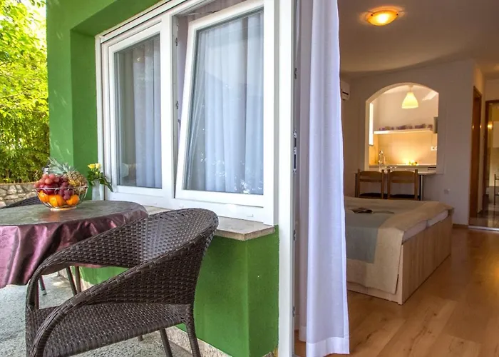 29894 - Lucica Apartment *